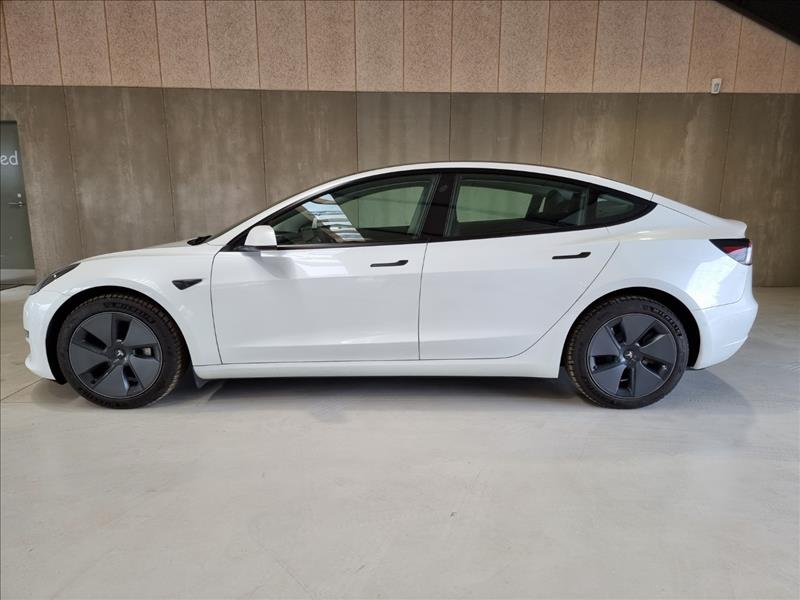 Salg af nyere brugte biler -  Tesla - sælges