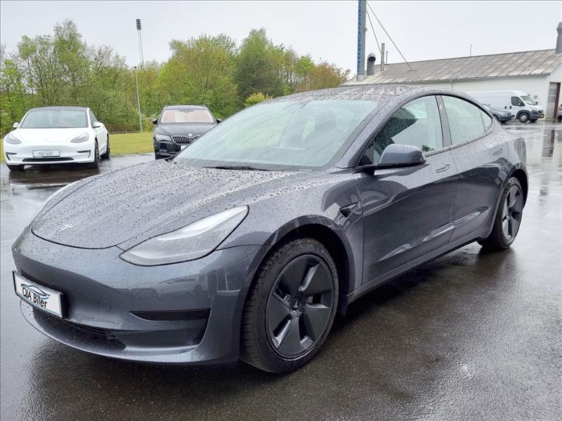 Salg af nyere brugte biler -  Tesla - sælges