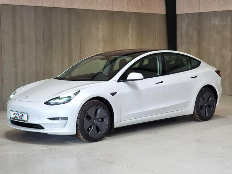 Salg af nyere brugte biler -  *Tesla - sælges