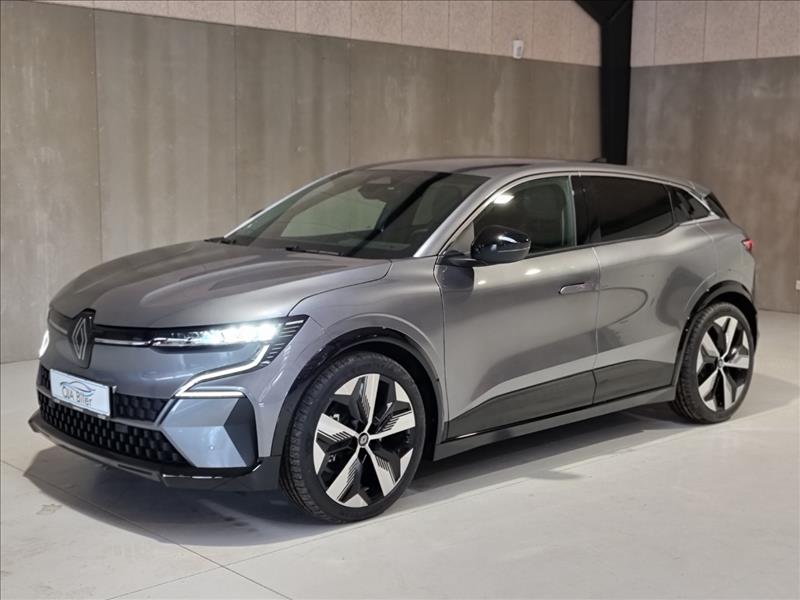 Salg af nyere brugte biler -  Renault - sælges